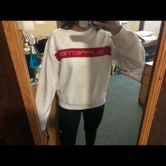 NEW Supreme crew neck! - Picture 4 of 4